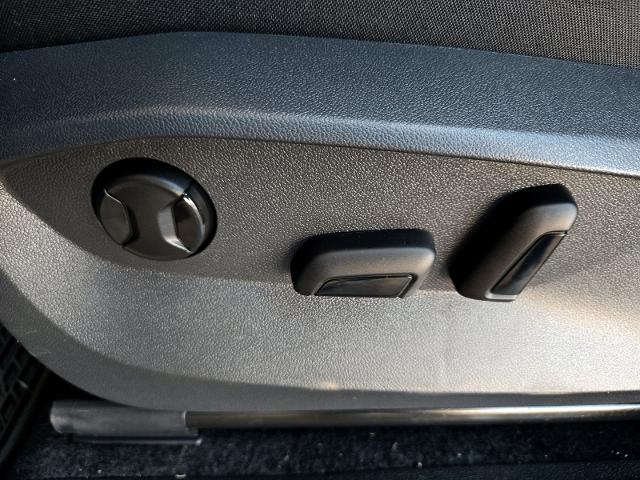 2024 Volkswagen Tiguan Vehicle Photo in Weatherford, TX 76087