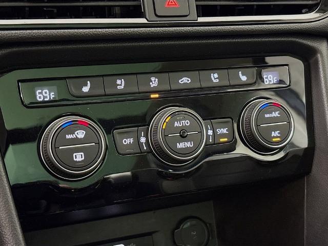 2022 Volkswagen Taos Vehicle Photo in PUYALLUP, WA 98371-4149