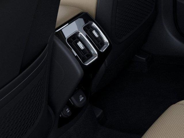 2025 Kia Sorento Vehicle Photo in Westbrook, ME 04092