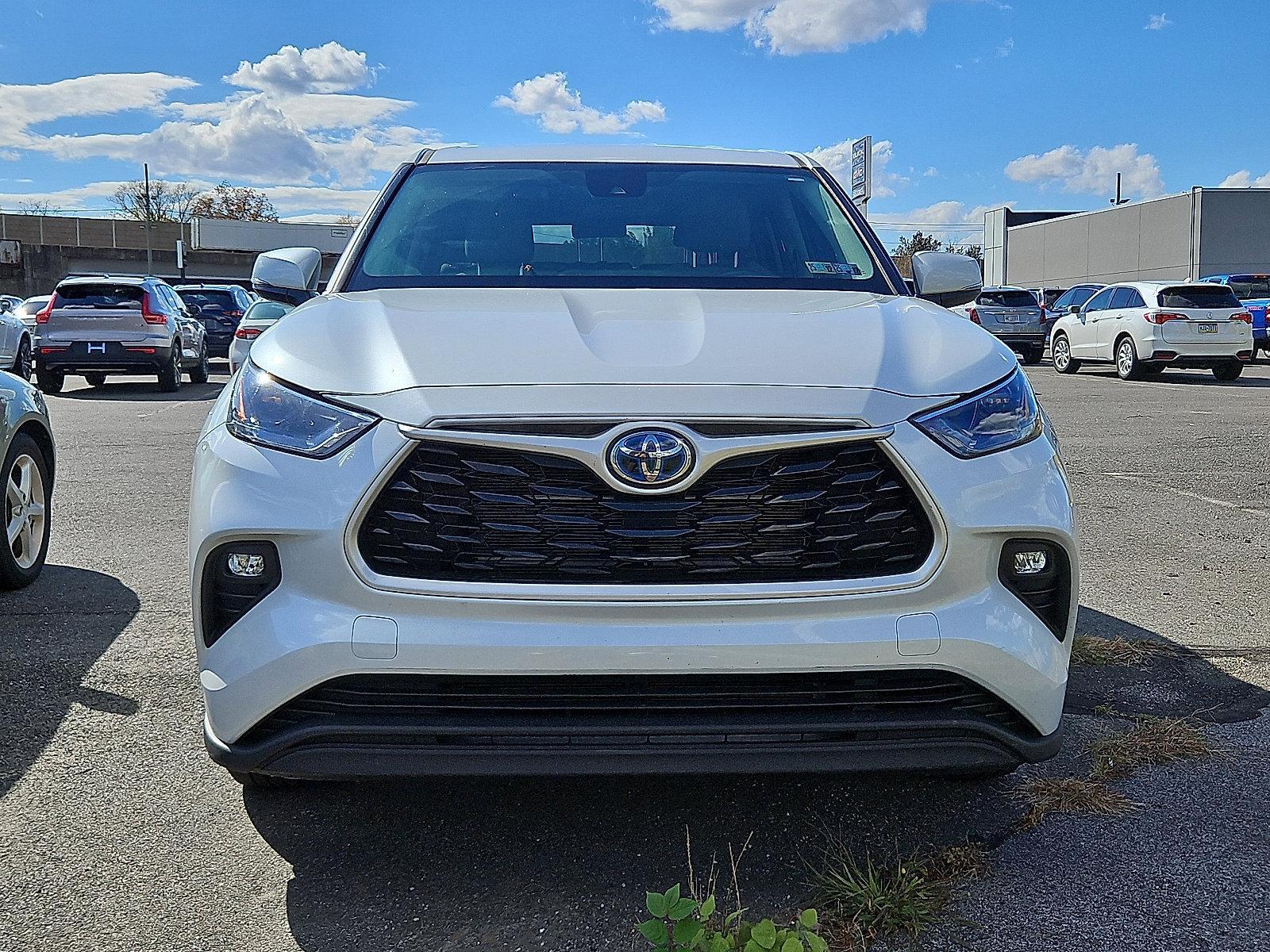 2022 Toyota Highlander Vehicle Photo in Trevose, PA 19053