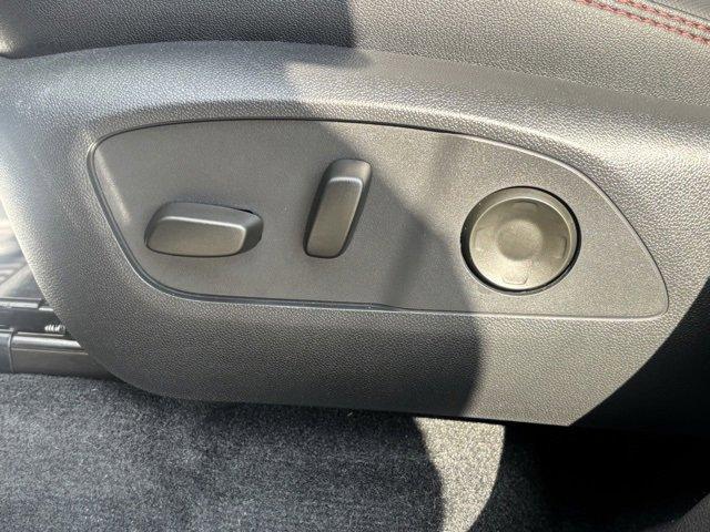 2025 Chevrolet Traverse Vehicle Photo in ROCHESTER HILLS, MI 48307-2741