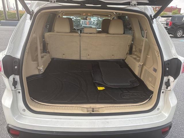 2015 Toyota Highlander Vehicle Photo in HARRISBURG, PA 17111-1033
