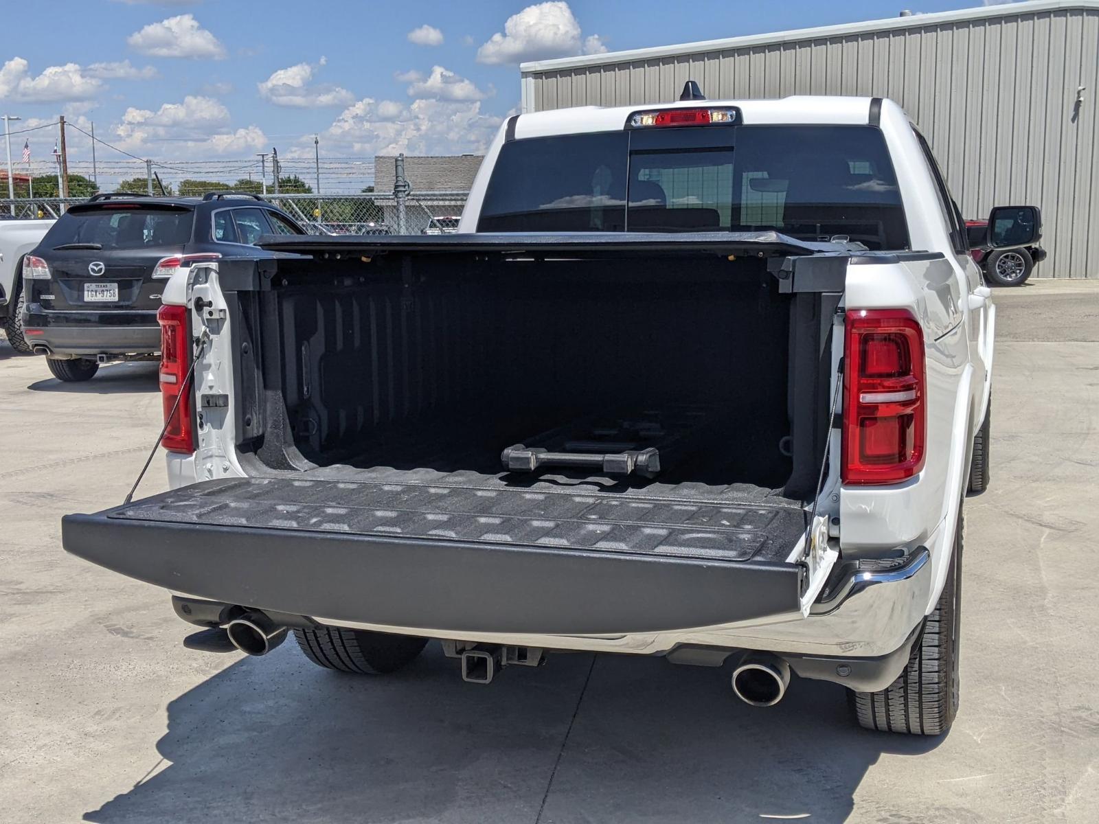 2025 Ram 1500 Vehicle Photo in Seguin, TX 78155