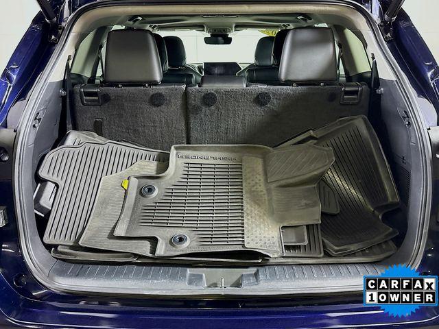 2023 Toyota Highlander Vehicle Photo in Puyallup, WA 98371