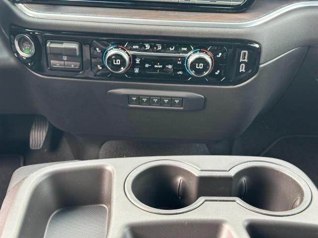 2025 GMC Sierra 2500 HD Vehicle Photo in COLUMBIA, MO 65203-3903