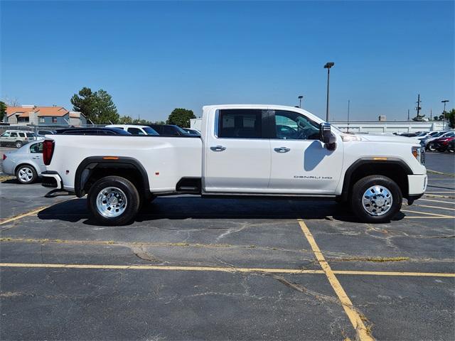2022 GMC Sierra 3500 HD Vehicle Photo in AURORA, CO 80012-4011