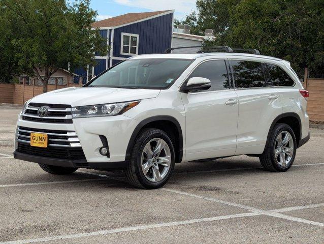 2017 Toyota Highlander Vehicle Photo in San Antonio, TX 78230