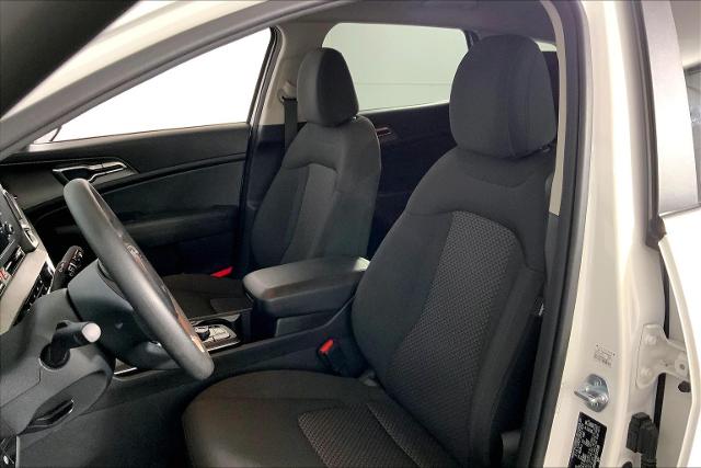 2024 Kia Sportage Vehicle Photo in KANSAS CITY, MO 64114-4502