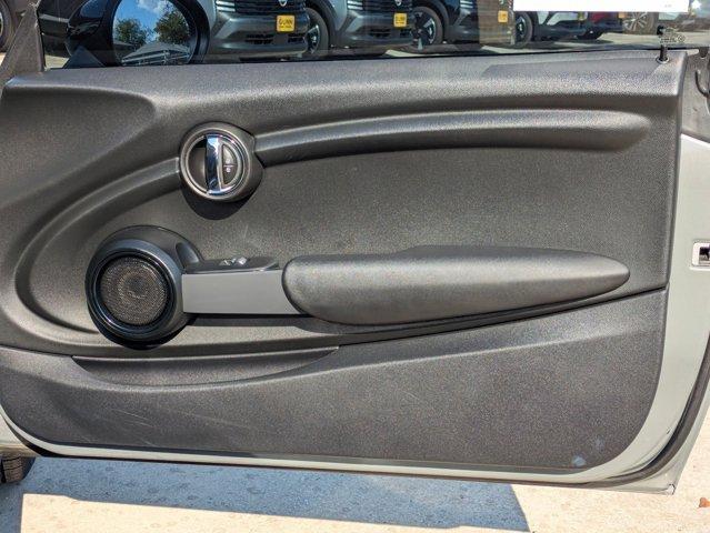 2015 MINI Cooper Hardtop 2 Door Vehicle Photo in San Antonio, TX 78209