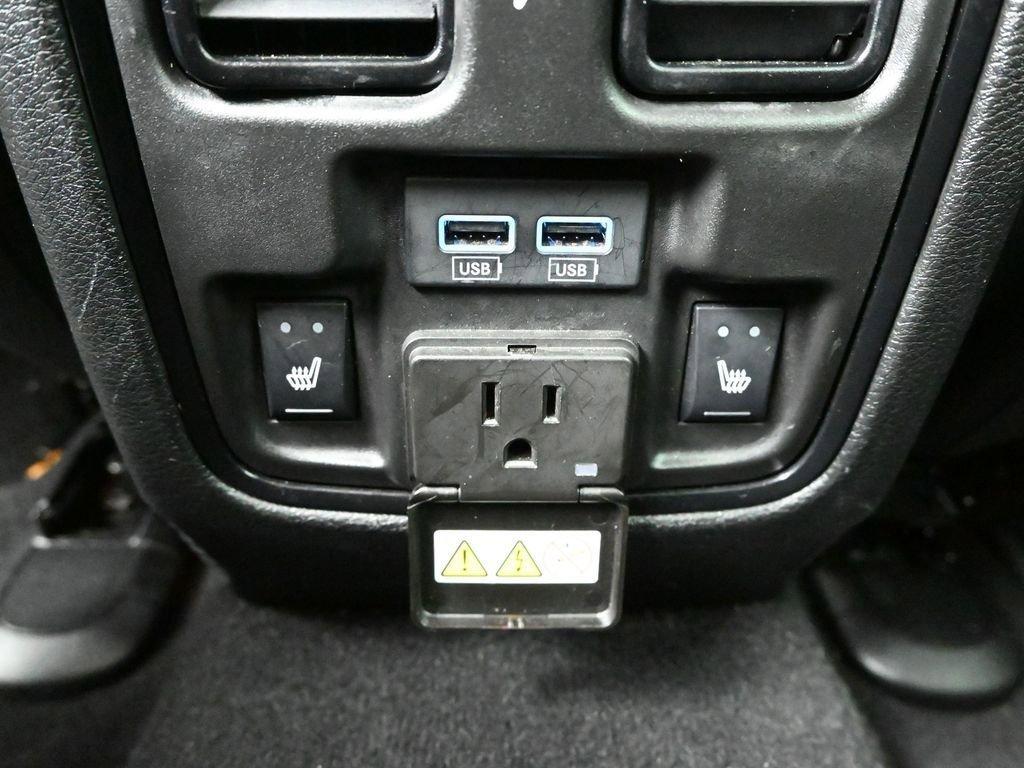 2023 Dodge Durango Vehicle Photo in Cedar Rapids, IA 52402