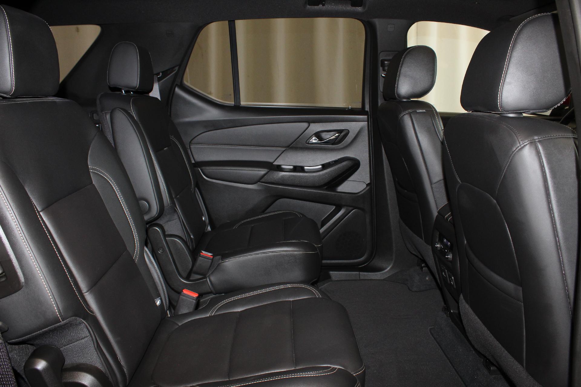 2023 Chevrolet Traverse Vehicle Photo in NORTHAMPTON, MA 01060-1120