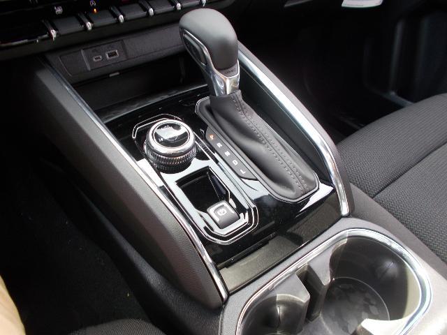 2026 GMC Canyon Vehicle Photo in LOWELL, MA 01852-4336