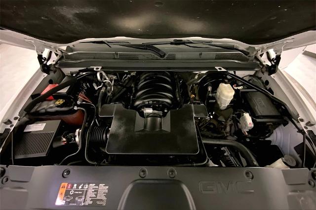 2020 GMC Yukon XL Vehicle Photo in Lees Summit, MO 64086