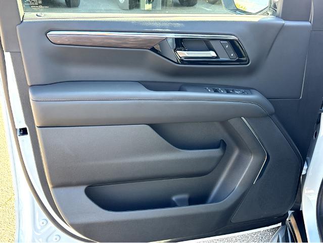 2025 Chevrolet Tahoe Vehicle Photo in BEAUFORT, SC 29906-4218