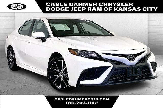 2024 Toyota Camry Vehicle Photo in Kansas City, MO 64114