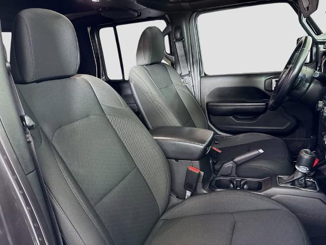 2021 Jeep Gladiator Vehicle Photo in PUYALLUP, WA 98371-4149