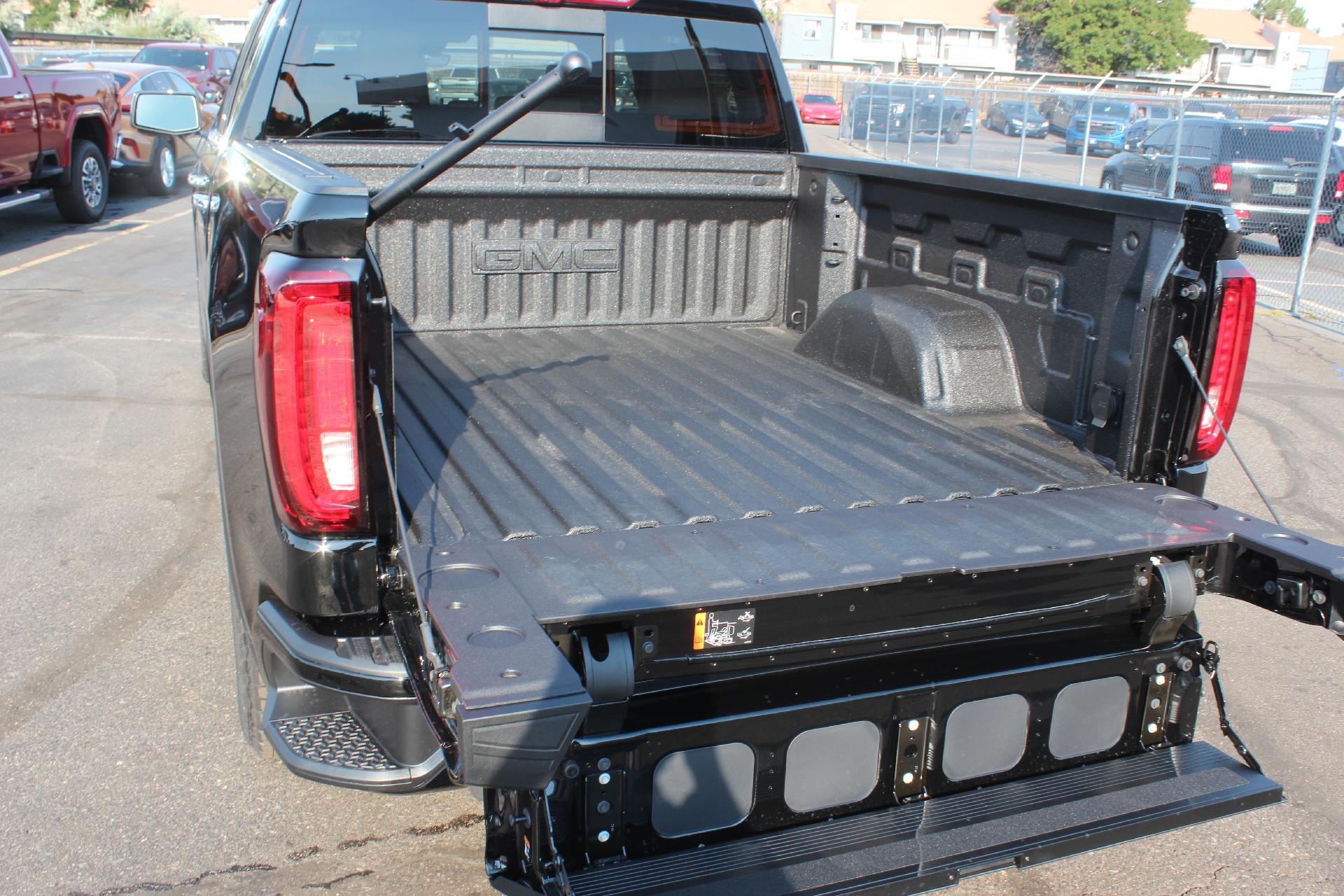 2025 GMC Sierra 1500 Vehicle Photo in AURORA, CO 80012-4011