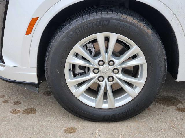 2023 Cadillac XT6 Vehicle Photo in DENTON, TX 76210-9321