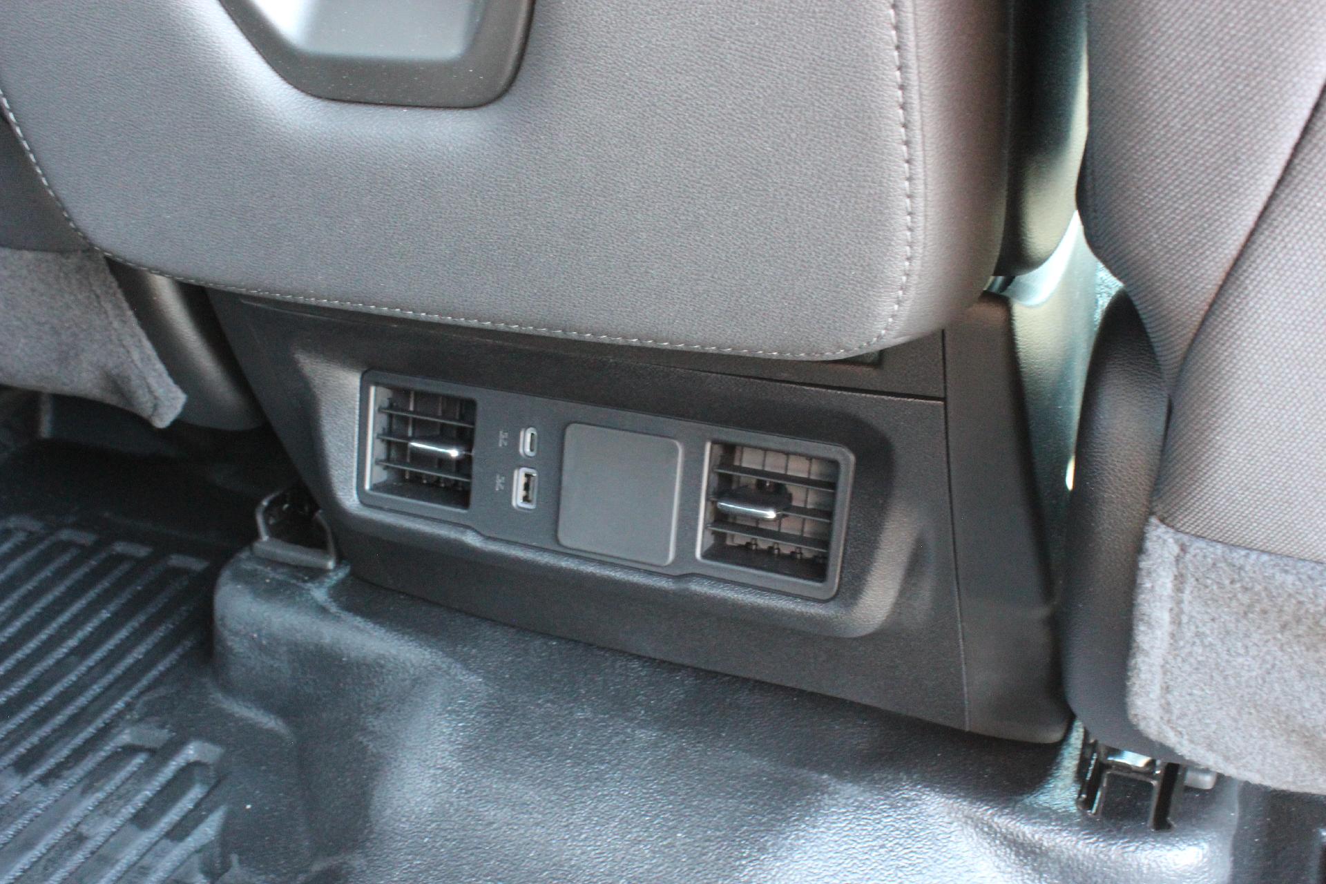 2025 GMC Sierra 2500 HD Vehicle Photo in AURORA, CO 80012-4011
