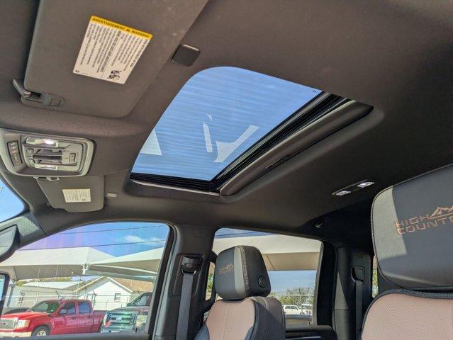2025 Chevrolet Silverado 2500 HD Vehicle Photo in SELMA, TX 78154-1460