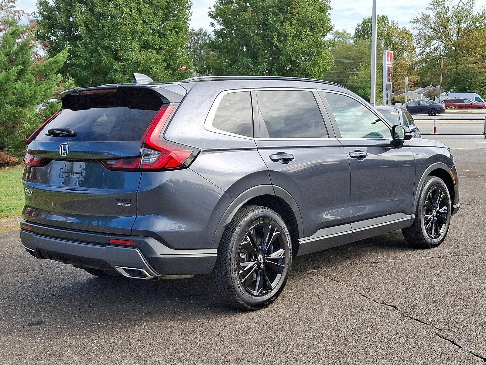 2025 Honda CR-V Hybrid Vehicle Photo in Trevose, PA 19053