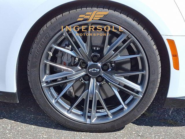 2022 Chevrolet Camaro Vehicle Photo in DANBURY, CT 06810-5034