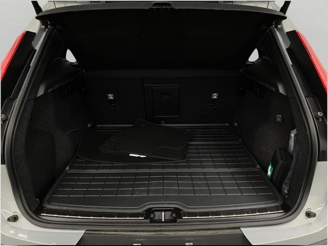 2025 Volvo XC40 Vehicle Photo in Appleton, WI 54913