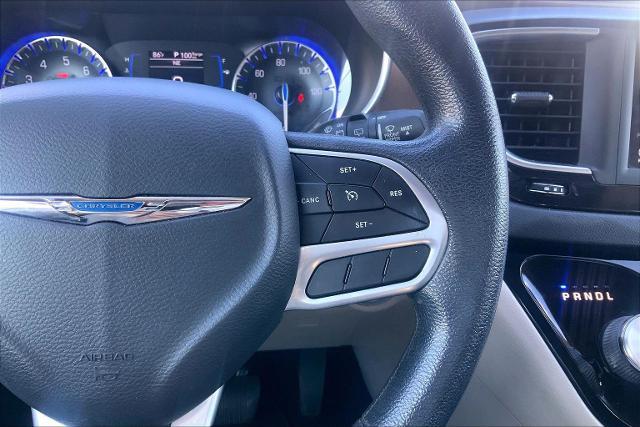 2021 Chrysler Voyager Vehicle Photo in KANSAS CITY, MO 64114-4502