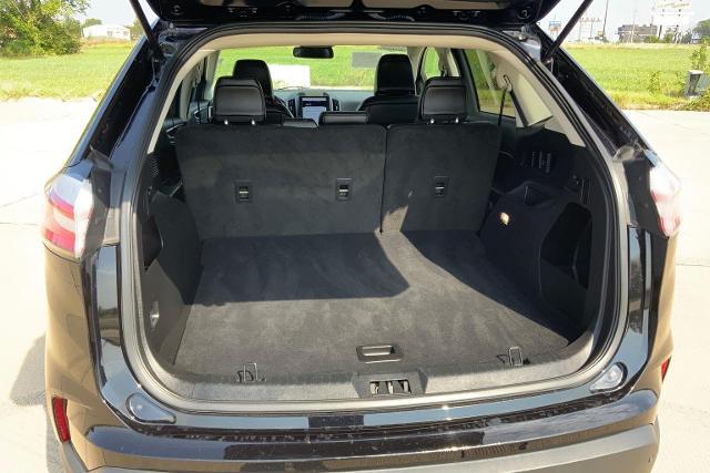 2024 Ford Edge Vehicle Photo in TOPEKA, KS 66609-0000