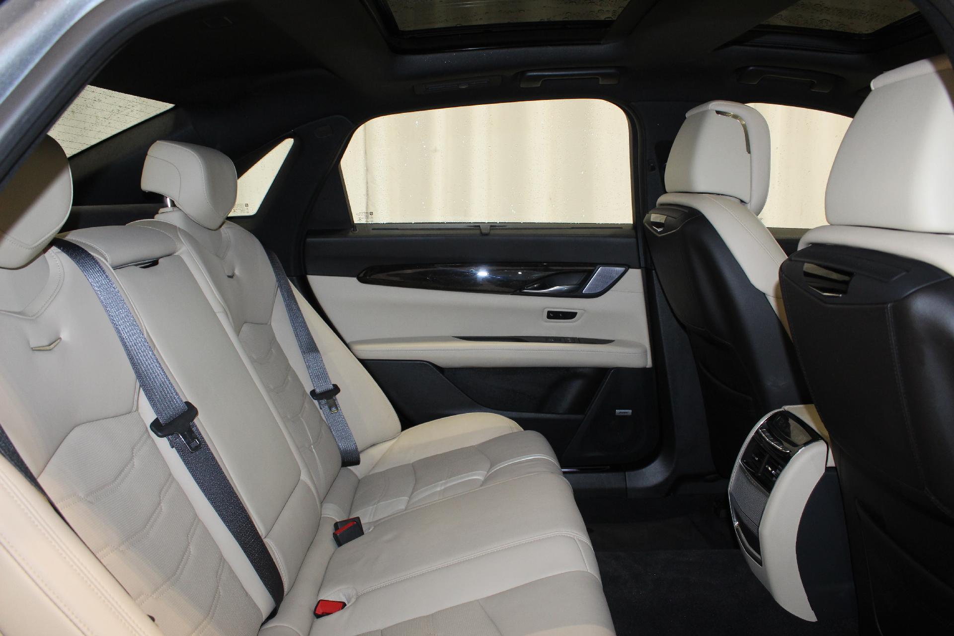 2020 Cadillac CT6 Vehicle Photo in NORTHAMPTON, MA 01060-1120