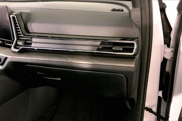 2023 Kia Sportage Vehicle Photo in Lees Summit, MO 64086