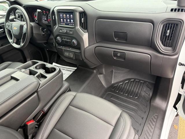 2024 Chevrolet Silverado 1500 Vehicle Photo in COLUMBIA, MO 65203-3903