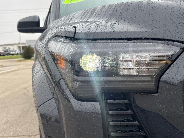 2025 Toyota Tacoma 4WD Vehicle Photo in Jonesboro, AR 72404