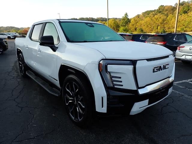 2025 GMC Sierra EV Vehicle Photo in ZELIENOPLE, PA 16063-2910