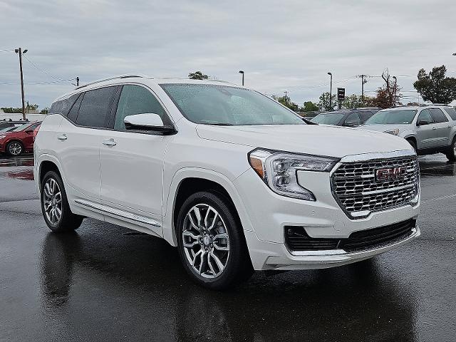 2022 GMC Terrain Vehicle Photo in TREVOSE, PA 19053-4984