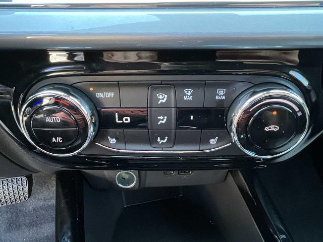 2025 Chevrolet Trax Vehicle Photo in PITTSBURGH, PA 15226-1209