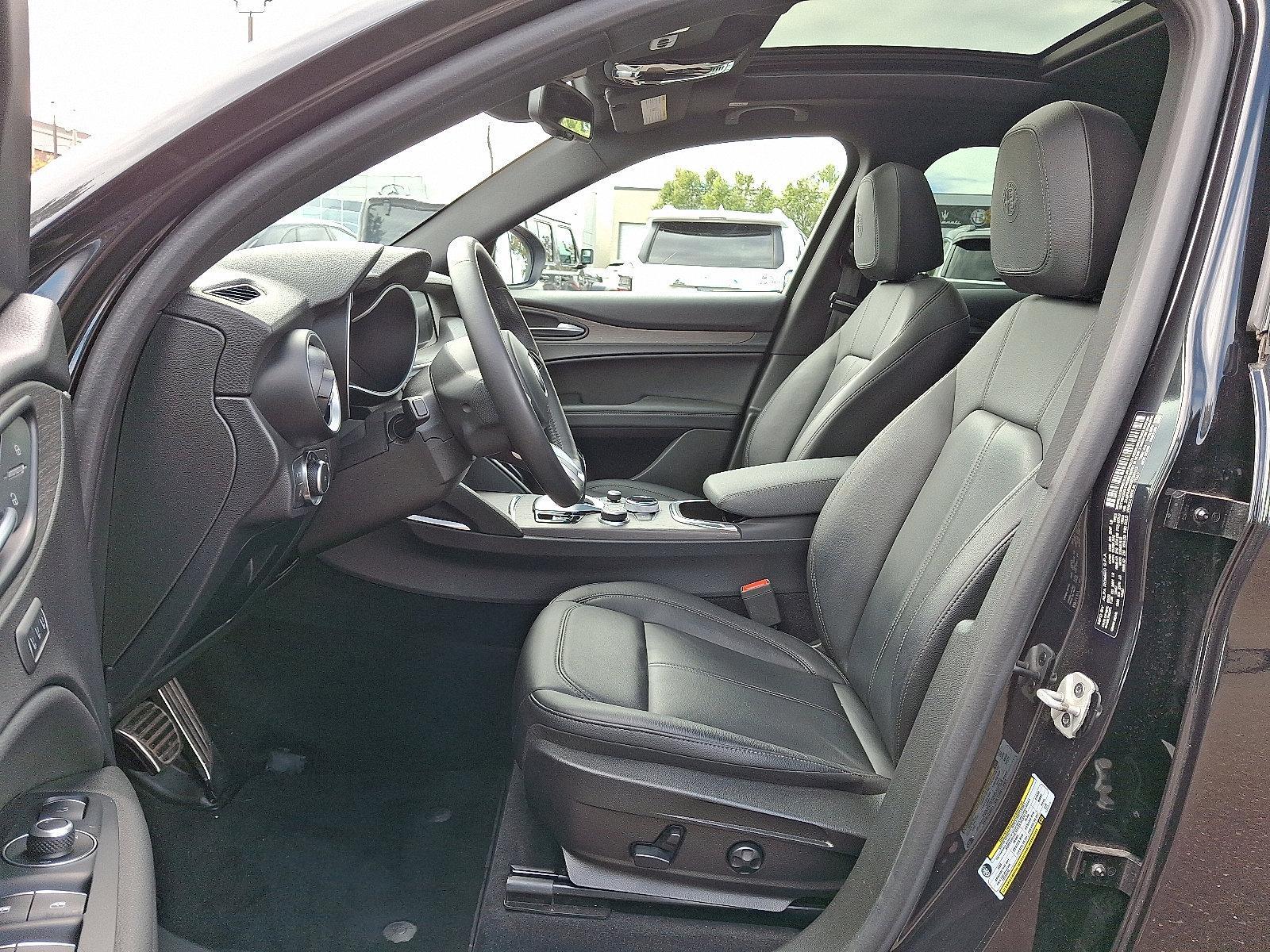 2022 Alfa Romeo Stelvio Vehicle Photo in Willow Grove, PA 19090