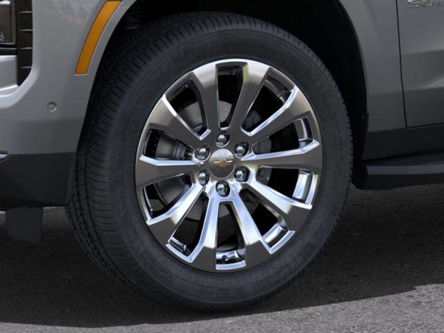 2025 Chevrolet Suburban Vehicle Photo in SELMA, TX 78154-1460