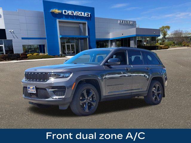 2023 Jeep Grand Cherokee Vehicle Photo in DANBURY, CT 06810-5034