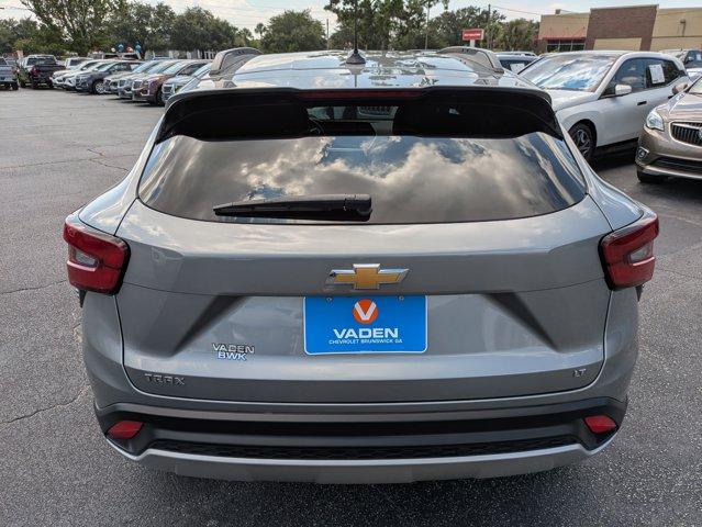 2024 Chevrolet Trax Vehicle Photo in BRUNSWICK, GA 31525-1881