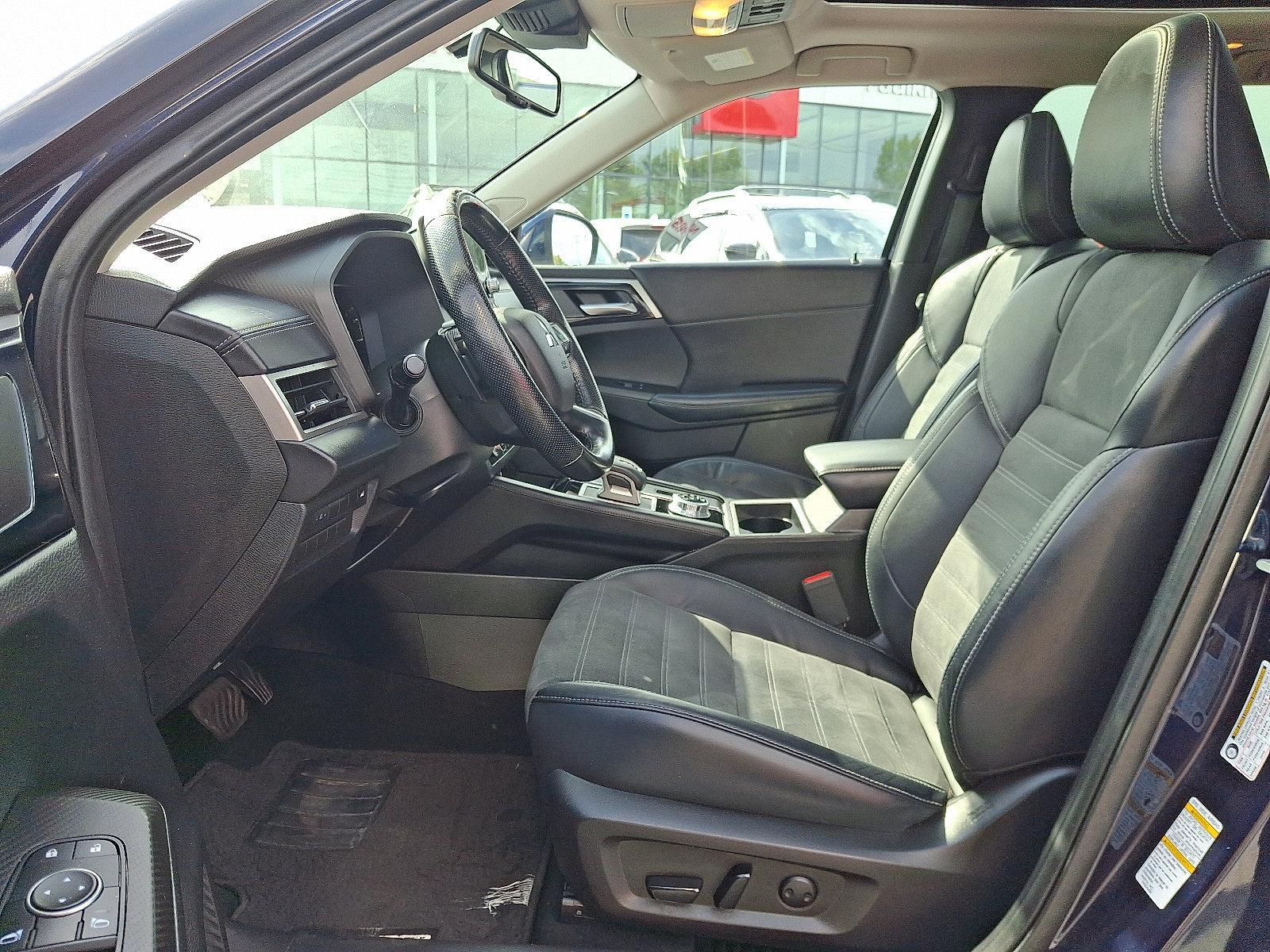 2022 Mitsubishi Outlander Vehicle Photo in Mechanicsburg, PA 17050-2306