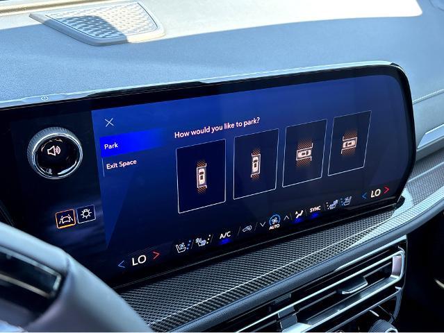 2025 Chevrolet Traverse Vehicle Photo in BEAUFORT, SC 29906-4218