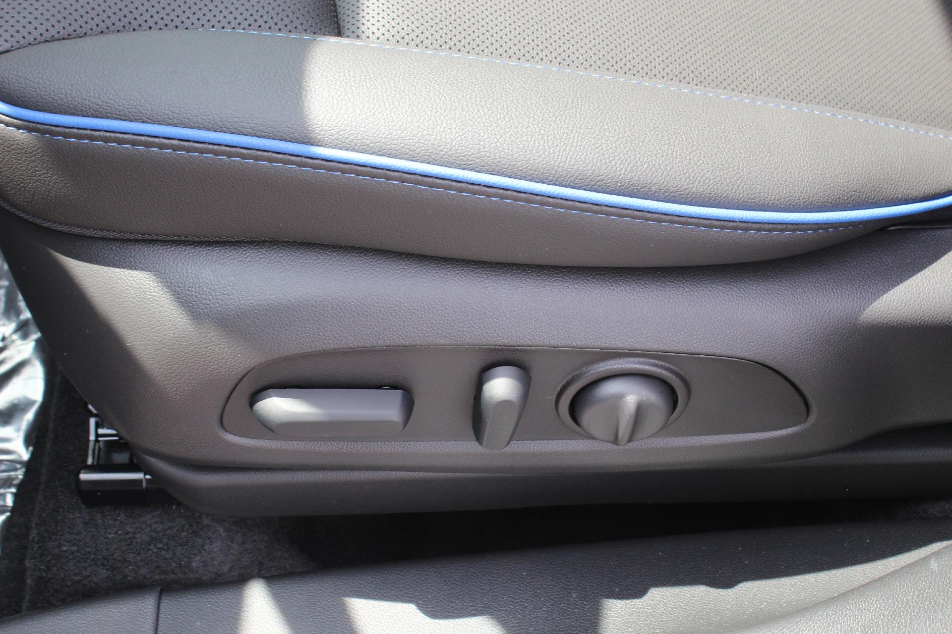 2026 Buick Encore GX Vehicle Photo in AURORA, CO 80012-4011