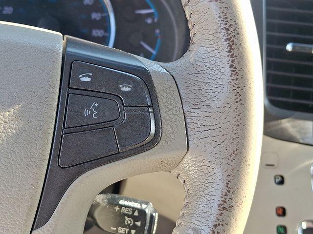 2013 Toyota Sienna Vehicle Photo in DANBURY, CT 06810-5034