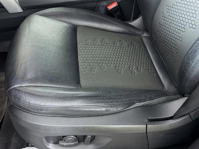 2019 Land Rover Discovery Sport Vehicle Photo in PUYALLUP, WA 98371-4149
