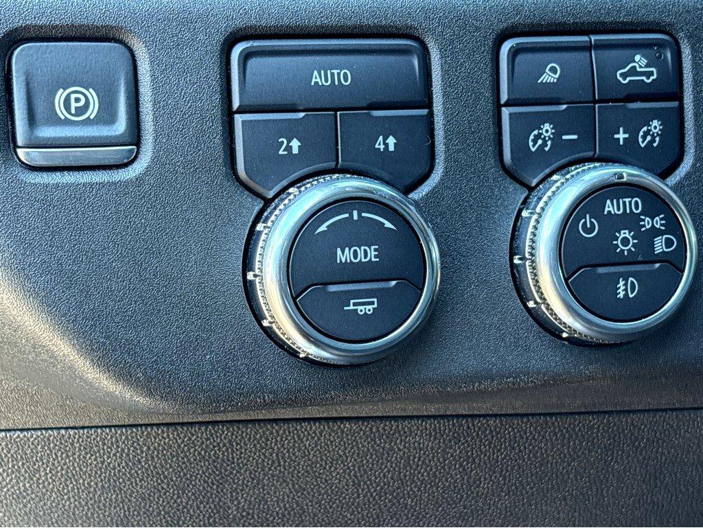 2024 GMC Sierra 1500 Vehicle Photo in SAVANNAH, GA 31406-4513