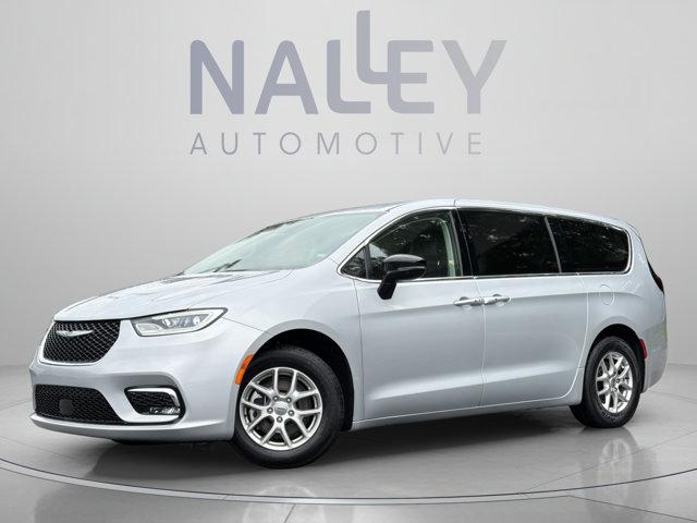 2024 Chrysler Pacifica Vehicle Photo in Union City, GA 30291