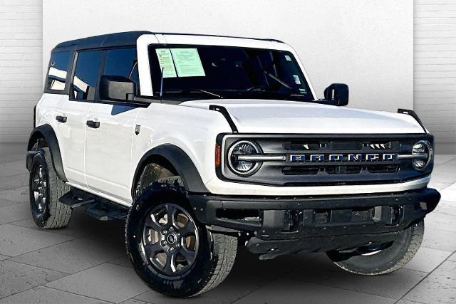 2023 Ford Bronco Vehicle Photo in KANSAS CITY, MO 64114-4502