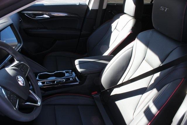 2022 Buick Envision Vehicle Photo in AURORA, CO 80012-4011