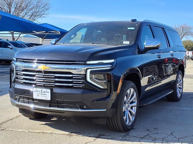 2025 Chevrolet Suburban Vehicle Photo in Denton, TX 76205